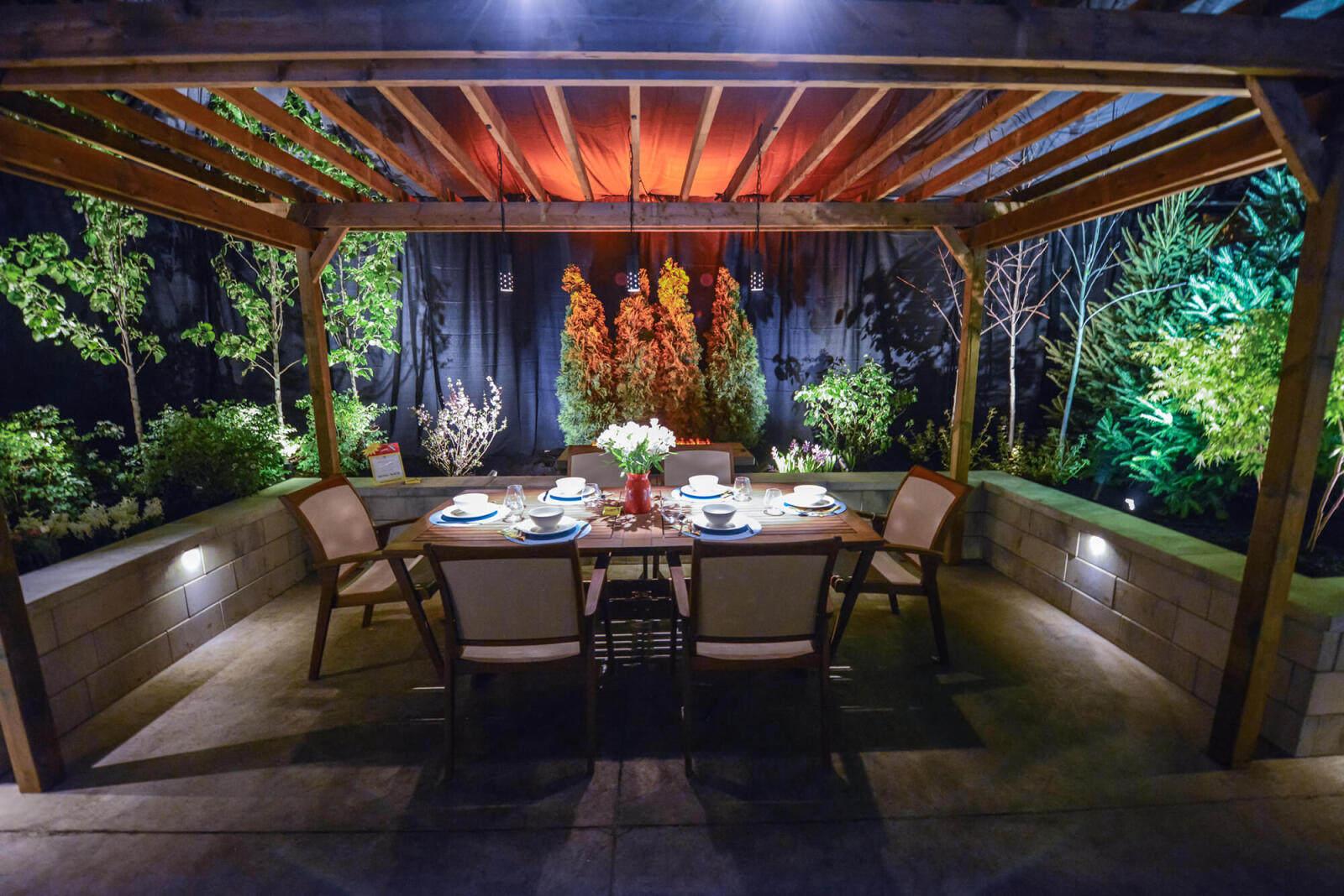 feature garden at home and garden show