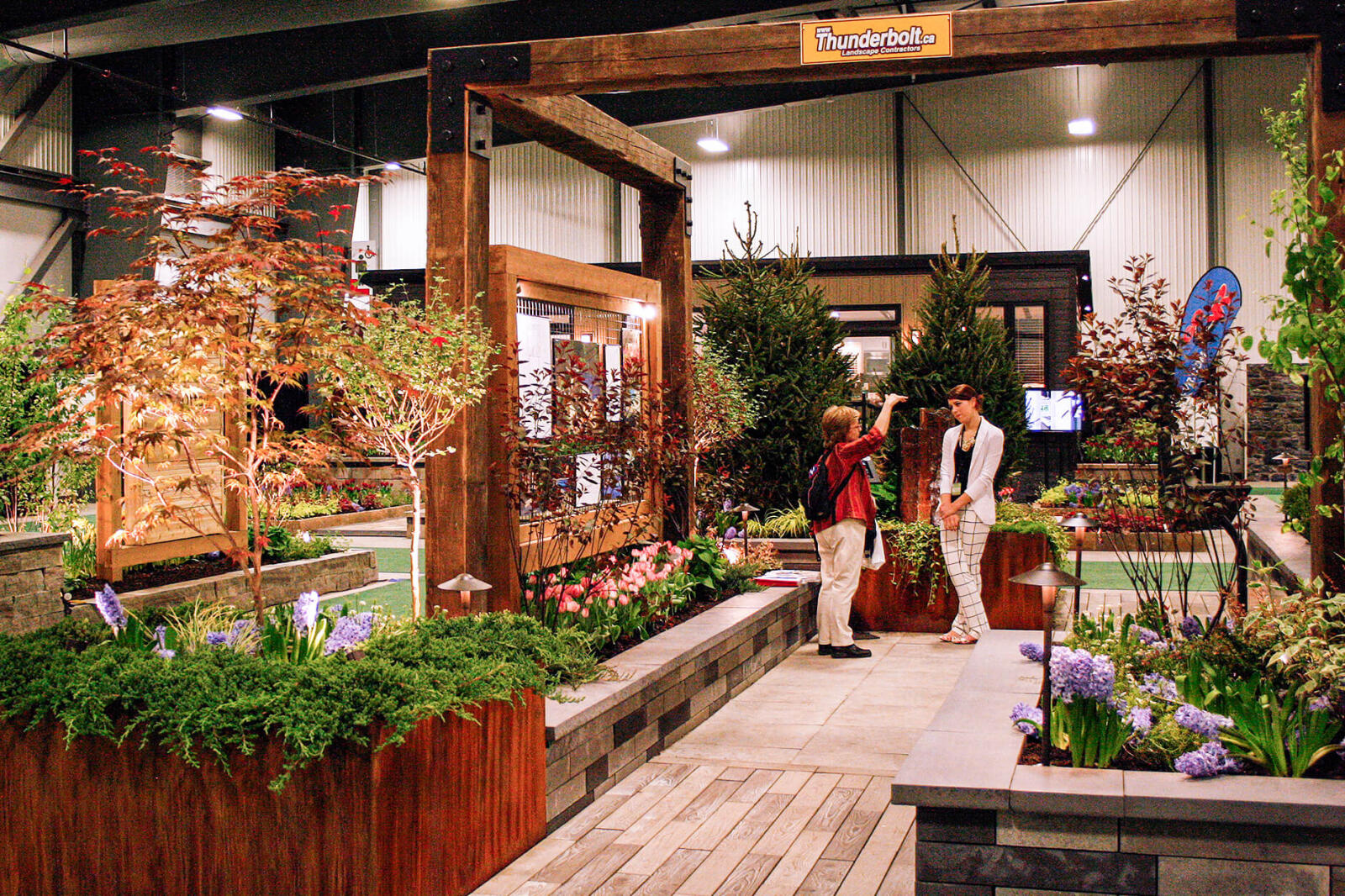 feature garden with large wooden beams