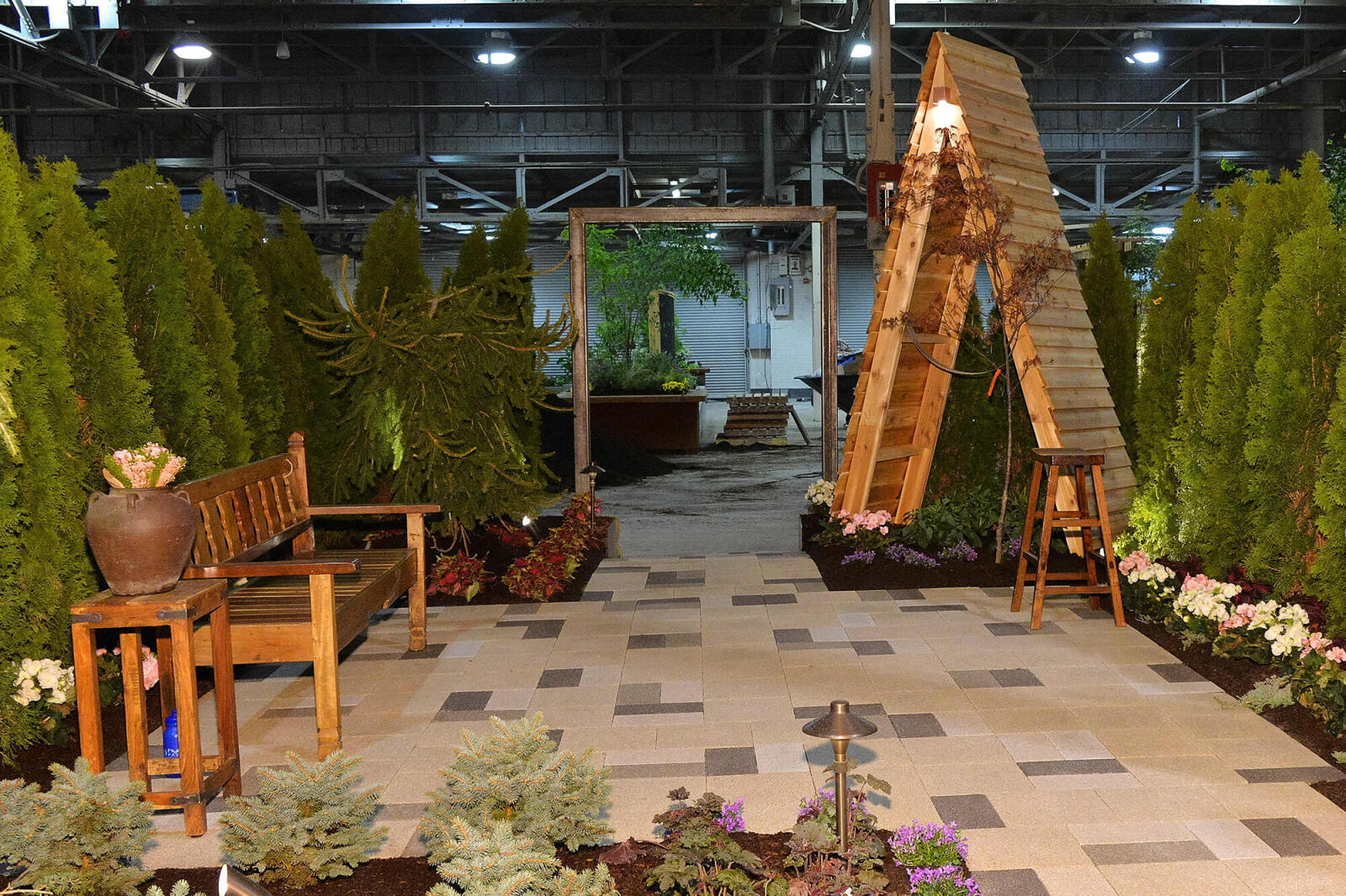 feature garden at home and garden show