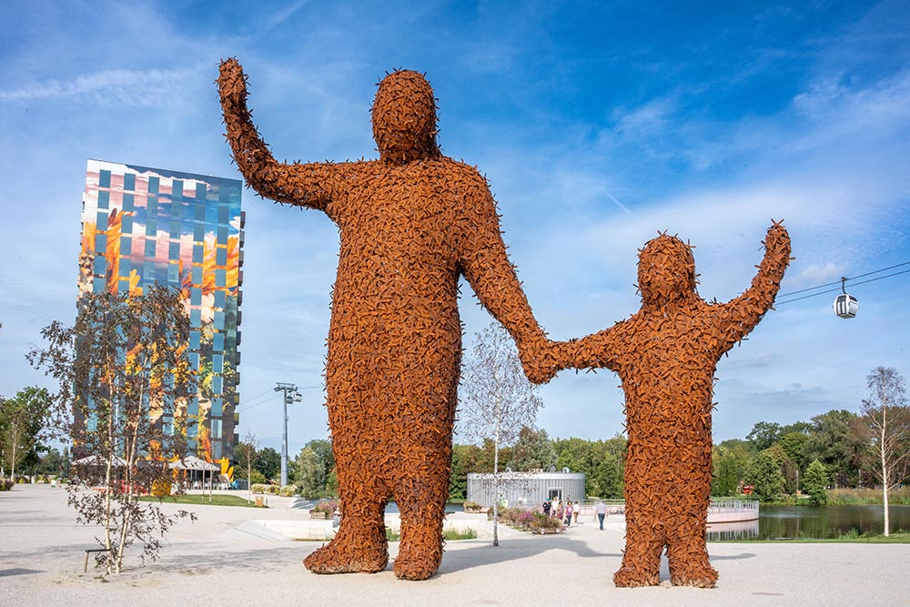 floriade expo statues