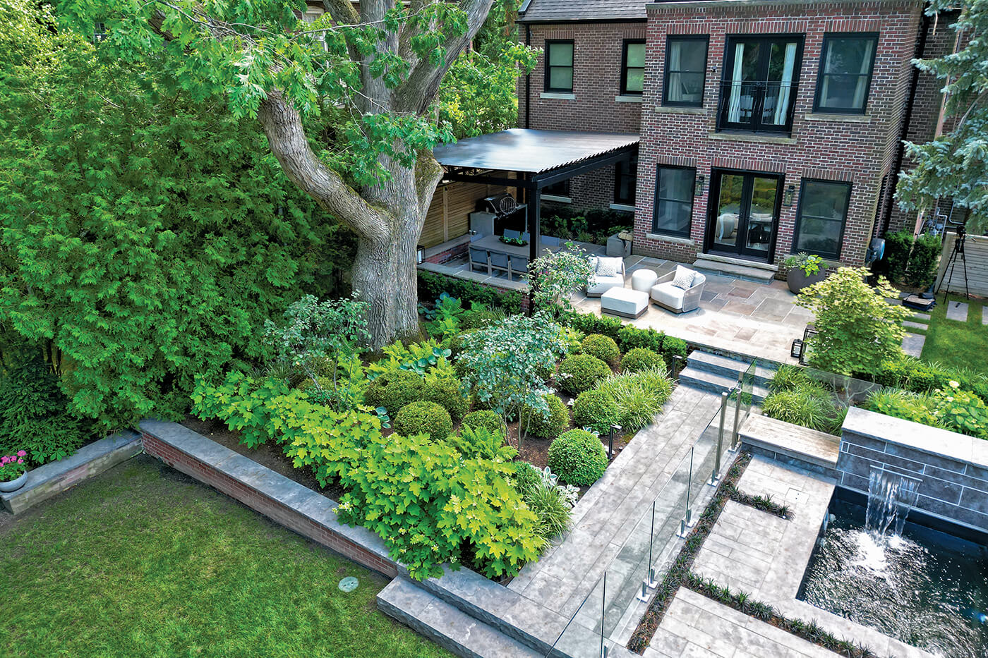 award winning landscape project