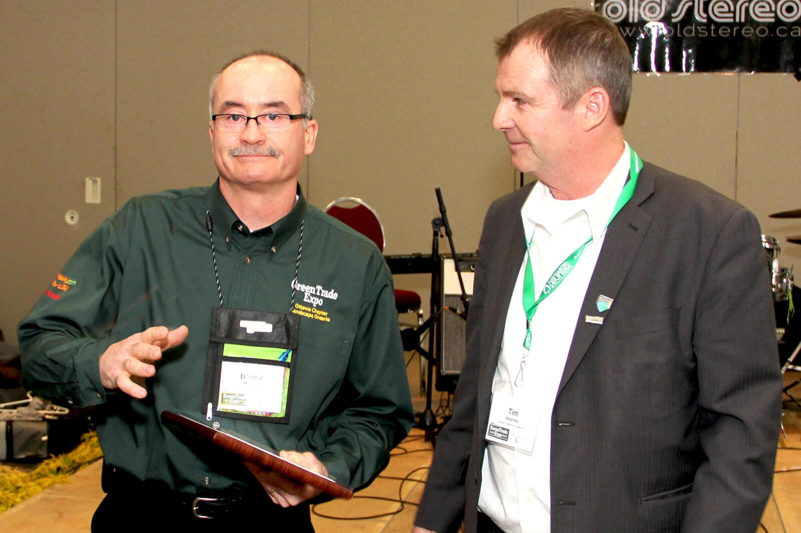 Bruce Morton of Greenscape Water Systems, left, received the distinguished member award from Tim Kearney of Garden Creations.The award was presented to honour Morton’s dedication towards GreenTrade over the show’s 20-year history.