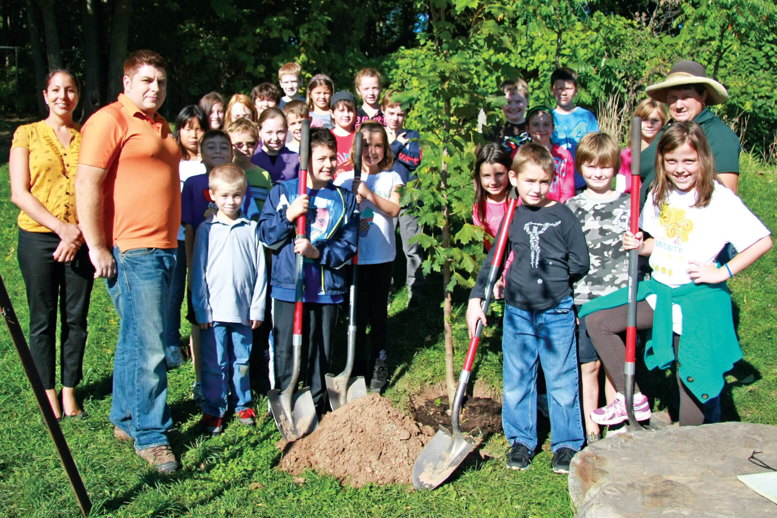 LO members celebrate National Tree Day